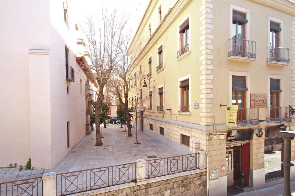 Apartamentos Turisticos San Matias غرناطة الغرفة الصورة